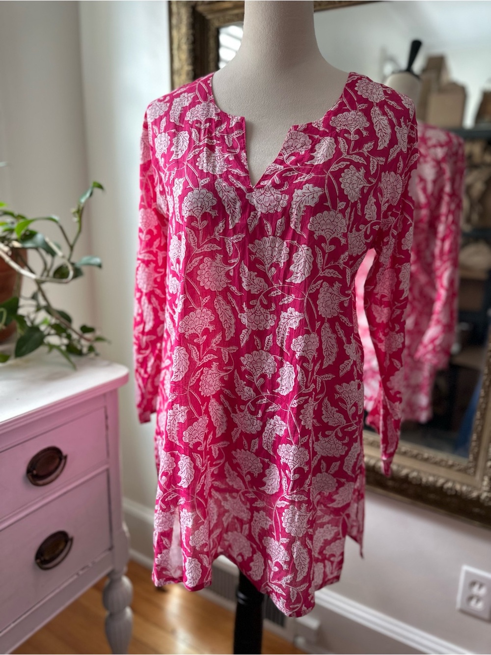 Bright pink floral tunic 100% cotton Dolma India preppy cottagecore lightweight